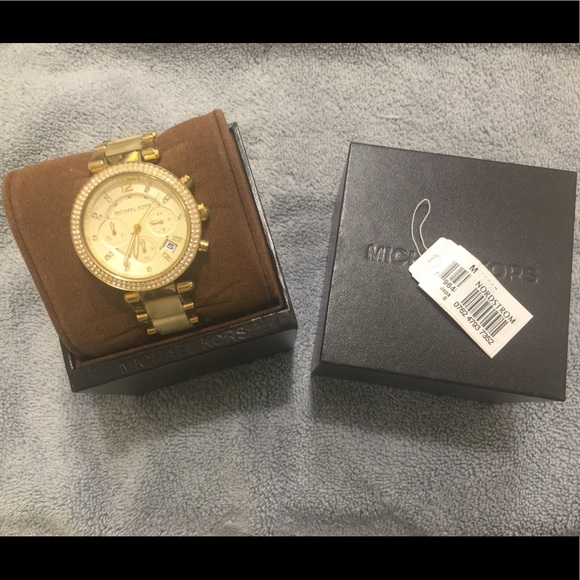 Michael Kors women\'s gold & diamond watch